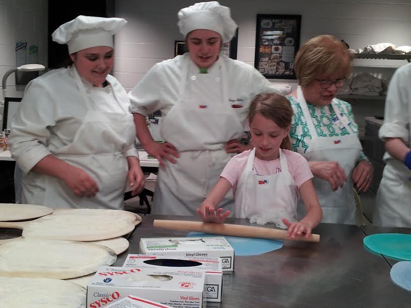 Family Make-Your-Own-Pizza Class